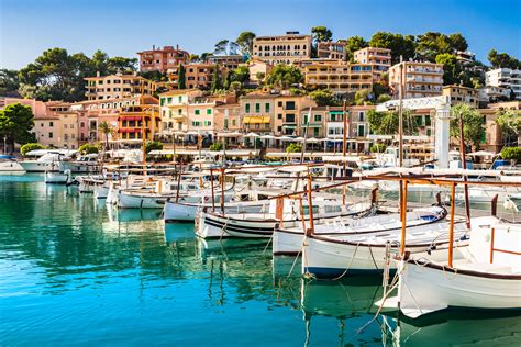 10 maneras de disfrutar de Port de Soller y el mar | Barcos Azules ...