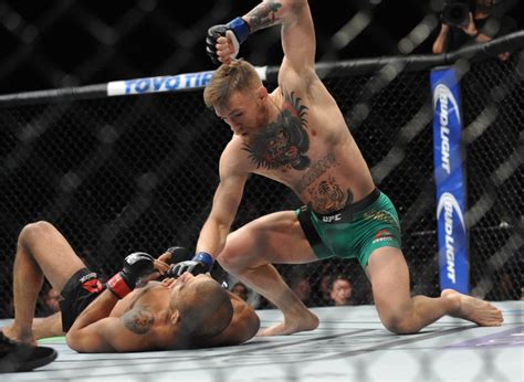 Conor McGregor KO's Jose Aldo in 13 Seconds (Video)