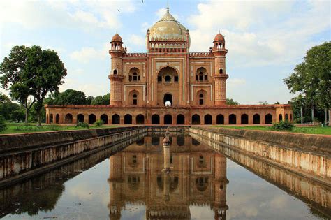 Historical Places to Visit in Same Day Road Trip in Delhi - 12 Best Historical Places to Visit ...