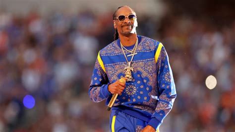 10 Best Snoop Dogg Songs of All Time - Singersroom.com