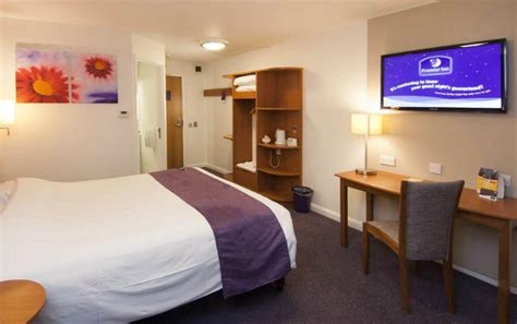 Premier Inn Victoria, London | Book on TravelStay.com