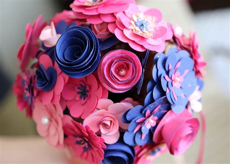 Pink and Blue Paper Flower Bouquet | Paper flower bouquet, Paper ...