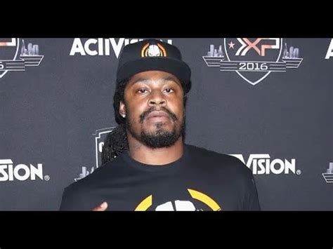 Marshawn Lynch Girlfriend, Family, Net Worth - YouTube