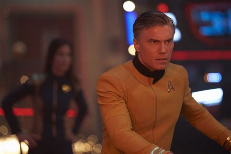 9 Photos & Trailer for STAR TREK: DISCOVERY's Season 2 Finale "Such Sweet Sorrow, Part 2 ...