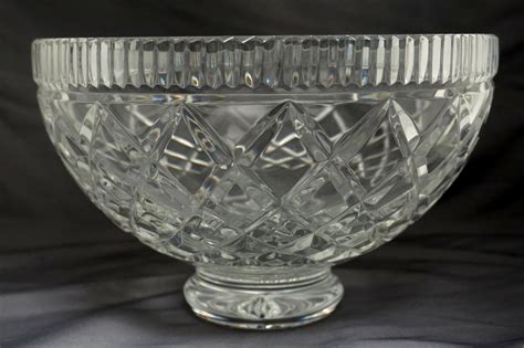 Lot - WATERFORD CRYSTAL FOOTED BOWL