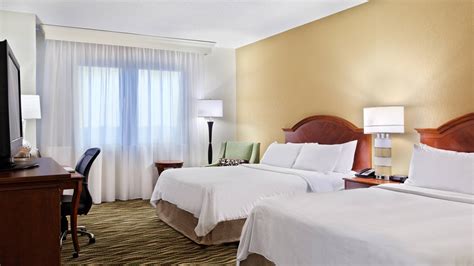 Downtown Spartanburg Hotel | Spartanburg Marriott