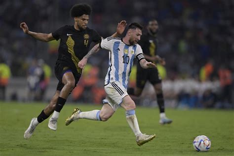 Lionel Messi scores 100th Argentina goal in Curacao romp | Inquirer Sports