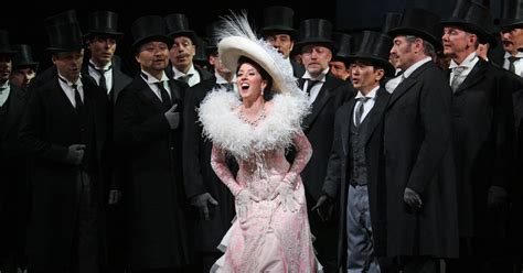 Review: In ‘Manon,’ a Soprano Charms Her Way to the Top - The New York ...