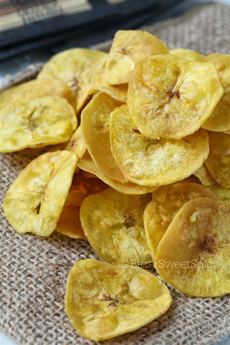 BitterSweetSpicy: Banana Chips aka Kerepek Pisang