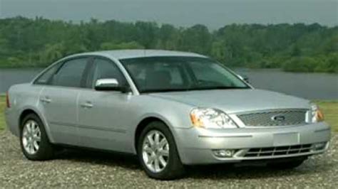 2005 Ford Five Hundred VINs, Configurations, MSRP & Specs - AutoDetective