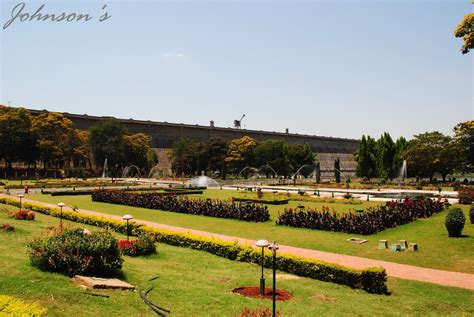 Johnson's: Mysore - The Brindavan Gardens & Palace