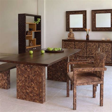 A stunning coconut shell & teak wood dining room set - Natura by Dsign. Coconut shell furniture ...