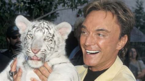 Roy Horn of Siegfried and Roy fame dies from COVID-19 complications | KSRO