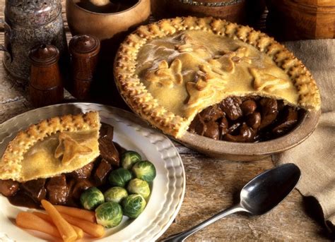 Healthy Recipe: Easy Classic Steak and Kidney Pie