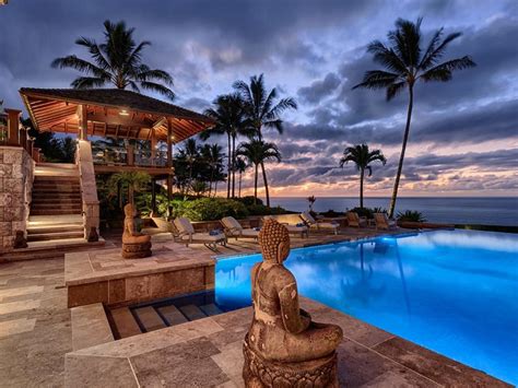 Hawaiian mansion smashes sales record - realestate.com.au