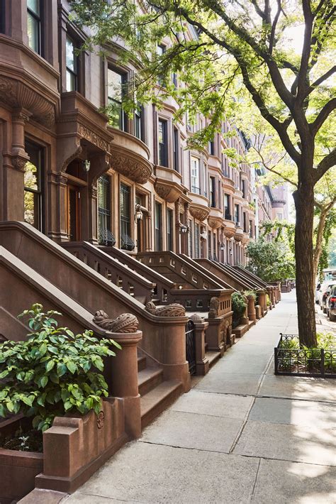 New York City Brownstones Maintain Their 150-Year-Old Mystique ...