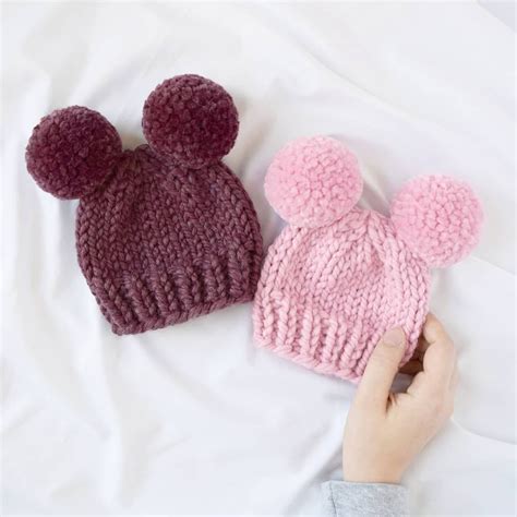 How to knit a double pom pom hat - Knifty Knittings | Baby hats knitting, Crochet baby hats ...