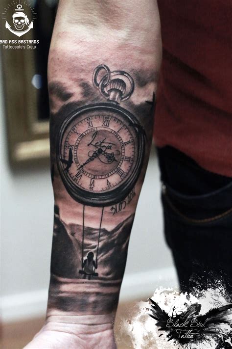 Simple Clock Tattoo Designs For Men - Best Tattoo Ideas