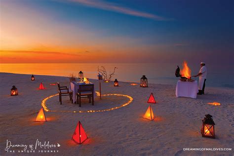 10 Romantic Sunset Beach Dinners in Maldives that will melt your Heart