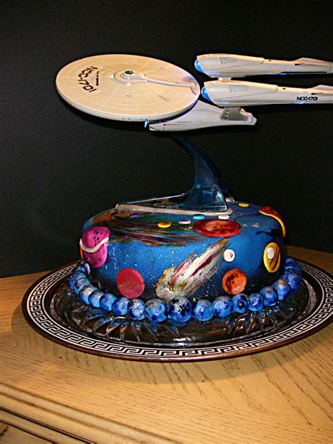 A Star Trek cake I did for my brother in laws birthday. | Star trek ...