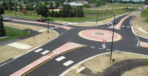 Gurnee mini-roundabout quietly opens in neighborhood - Chronicle Media