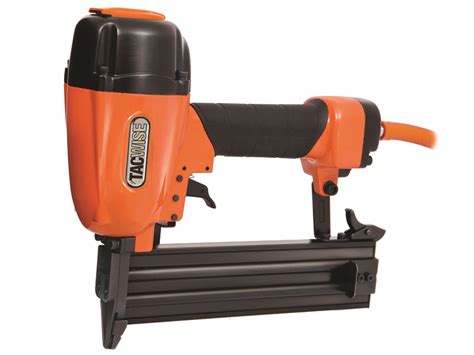 DFN50V Pneumatic Finish Nailer 25-50mm - Clarke Fencing