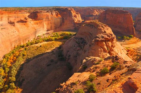 Stand in awe with the beautiful Canyon de Chelly National Monument | National monuments, Arizona ...