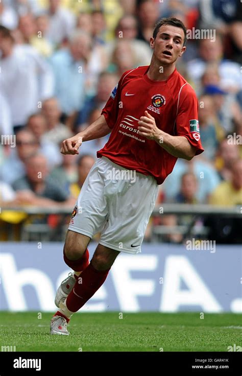 Soccer - FA Trophy - Final - Ebbsfleet United v Torquay United - Wembley Stadium. Luke Moore ...