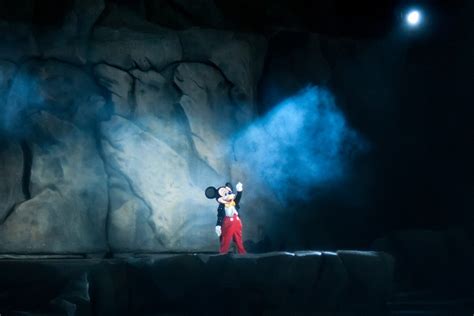 Will the Changes to Fantasmic! at Disney World Make or Break the Show? The DIS