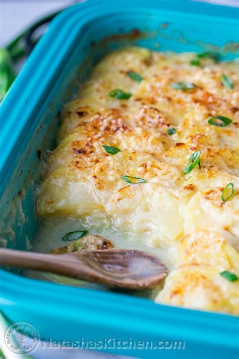 Scalloped Potato Gratin Recipe - Natasha's Kitchen