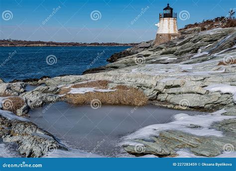 Farol De Castle Hill Em Newport Rhode Island No Inverno Nos Eua Imagem ...