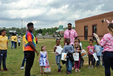 GALLERY: Spring Fling at Cotton Indian Elementary School | Multimedia | henryherald.com