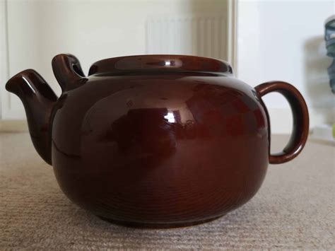 Brown Betty teapot Value (Identification & Price Guides)