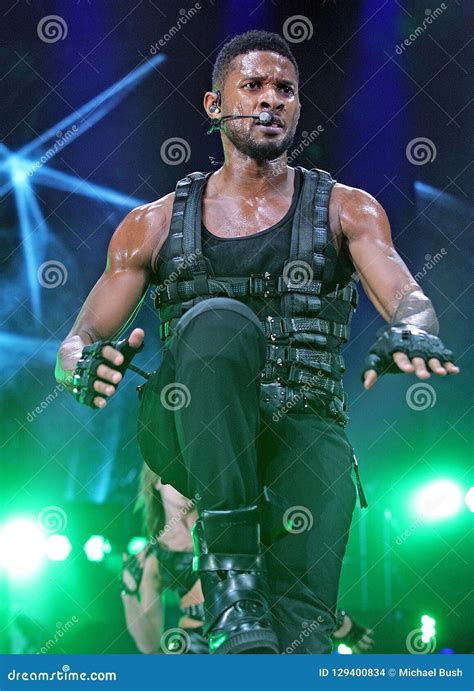 Usher performs in concert editorial stock image. Image of singer - 129400834