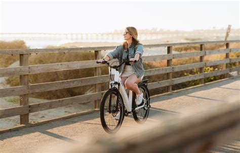 Best Electric Bikes for Women for Everyday Traveling