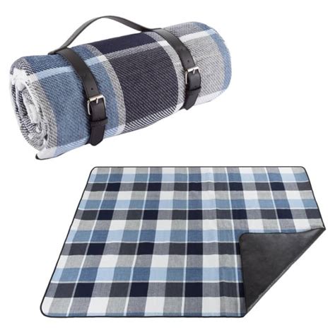 Best Picnic Blankets Under $50 | Kitchn