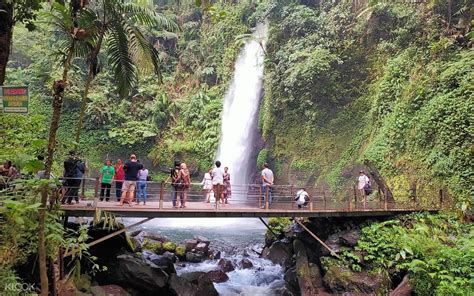 Situ Gunung Lake, Gunung Bridge, Curug Sawer Trekking Trip from from Jakarta - Klook Australia