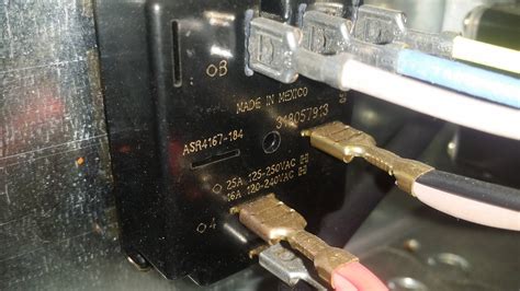 electrical - Wire a 30A/15A/30A fuse box to a 4 wire 120V/240V oven - Home Improvement Stack ...