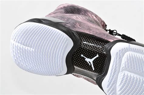 Air Jordan XX8 - Black - White - SneakerNews.com