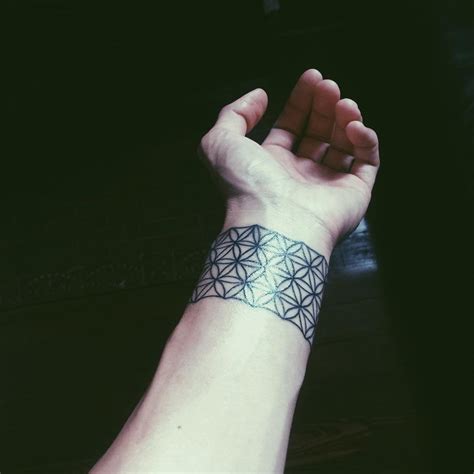 105+ Cool Flower of Life Tattoo Ideas – The Geometric Pattern Full of Secrets