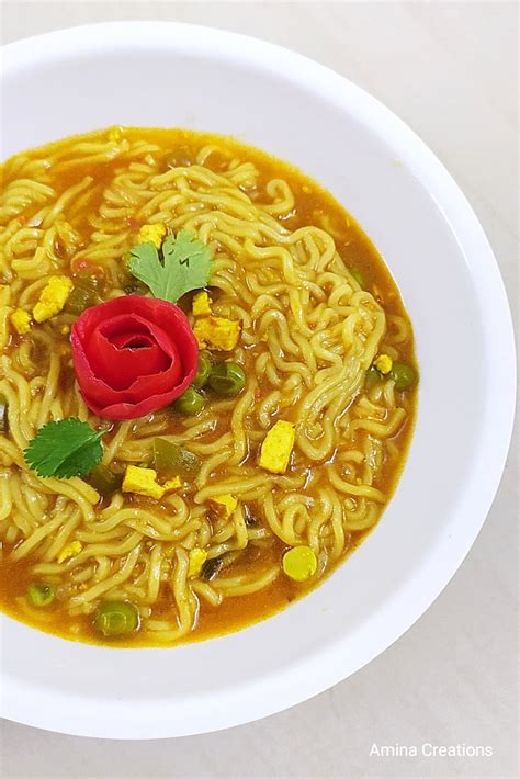 AMINA CREATIONS: VEGETABLE AND PANEER MAGGI NOODLES