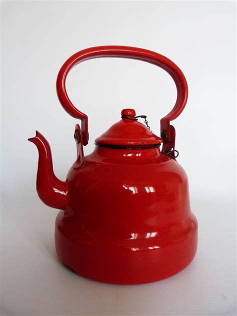 Enamel teapot | Jay Kaye | Flickr