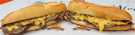 Avoiding a Cheesesteak Mistake - Geno's Steaks