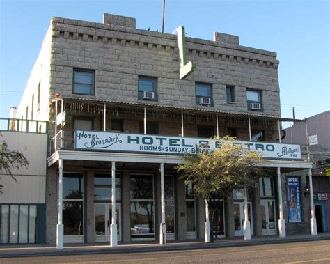 SX10-IMG_3890 | Kingman, AZ—AUG 11, 2011 • Route 66 • Hotel … | Flickr