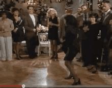 Elaine Dancing GIFs | Tenor