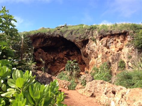 Makauwahi Cave Adventure - Hiking in Poipu Kauai