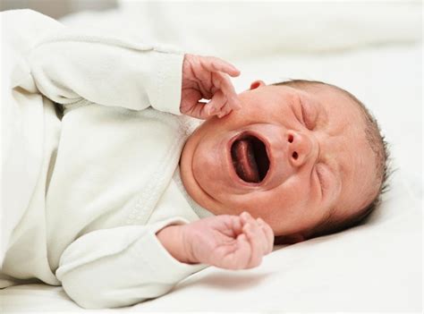 8 Easy Home Remedies for Colic - Home Remedies For All Kinds Of Ailments | Top 8 Home Remedies