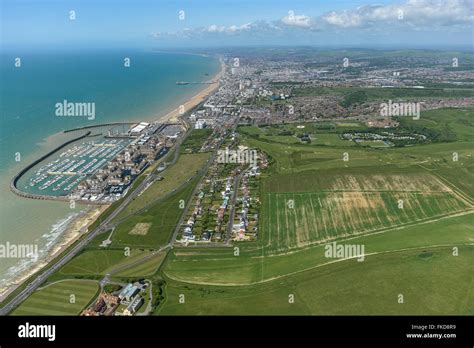 Aerial photograph brighton hove city hi-res stock photography and ...