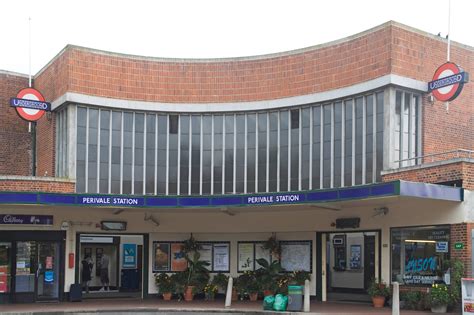 Perivale - MODERNISM IN METRO-LAND