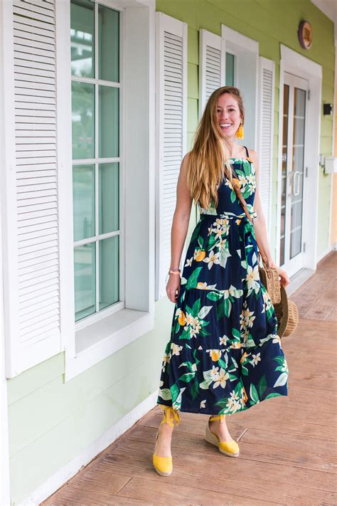 10 Tropical Inspired Dresses You Will Fall in Love With - Sunshine Style